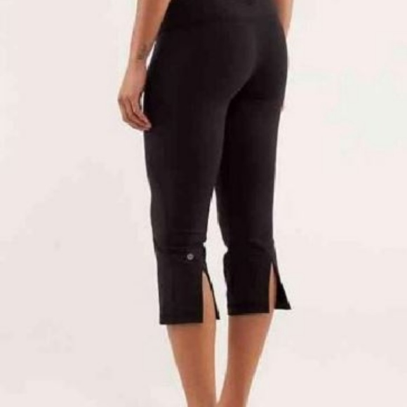 flare capri yoga pants